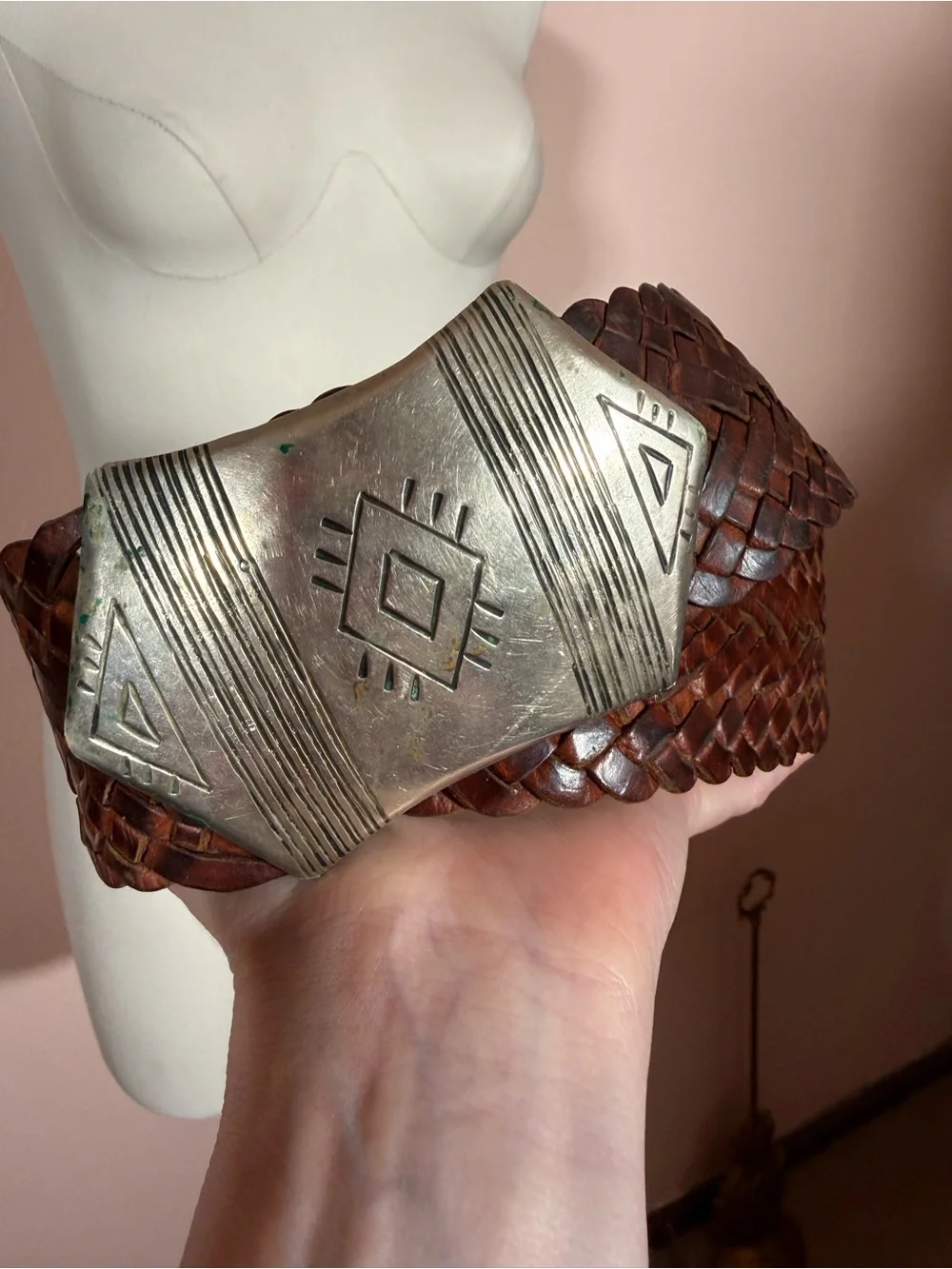 Vintage 1990 Brown woven wide Leather Oversized Silver Concho Belt adjustable